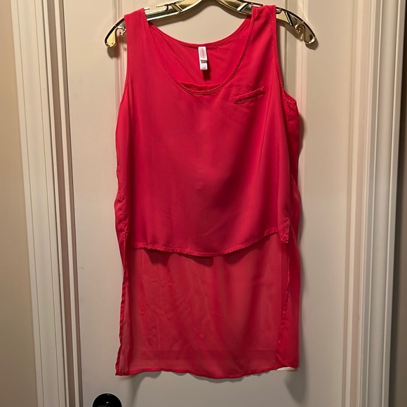 Xhilaration hi low pink flowy tank top Size medium - Picture 3 of 11